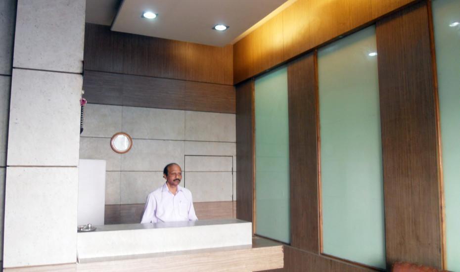 Hotel Poonam Raipur  Exterior photo
